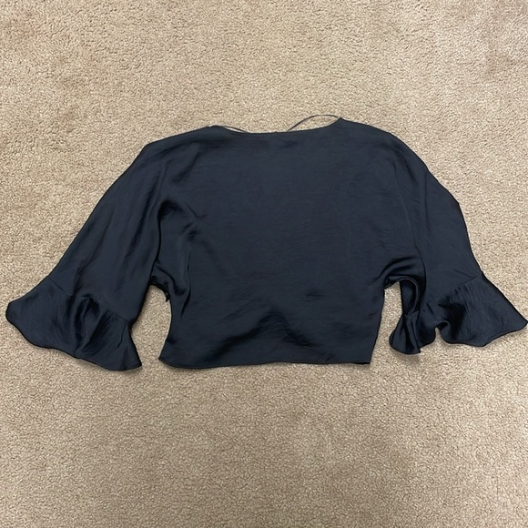 Zara women knotted crop top. Small. NWT! - Picture 6 of 6